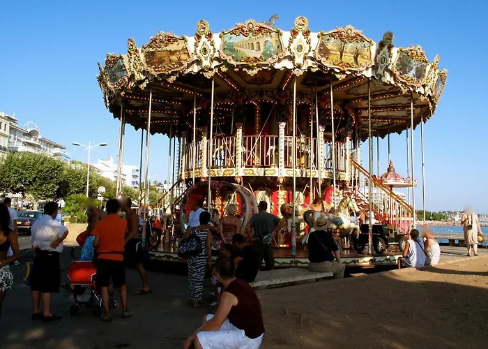 فندق Nouvel Saint-Raphaël