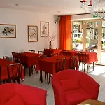 מלון Nouvel Saint-Raphaël