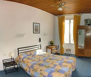 Nouvel Hotel Saint-Raphael (Var)