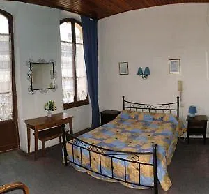 Nouvel Hotel 2*
