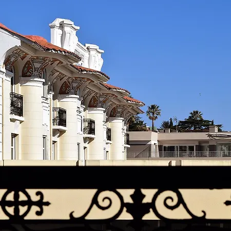 Nouvel Szálloda Saint-Raphaël