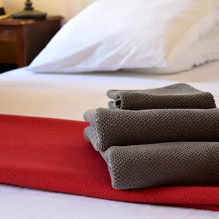 Nouvel Hotel 2*