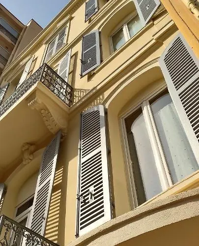 누벨 2* Saint-Raphaël