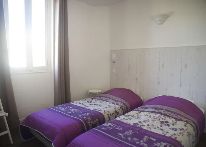 Nouvel Hotel Saint-Raphael (Var)