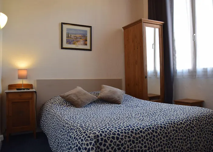 Nouvel Hotel Saint-Raphael (Var)