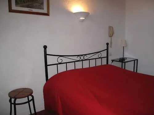 Nouvel 2* Saint-Raphael (Var)